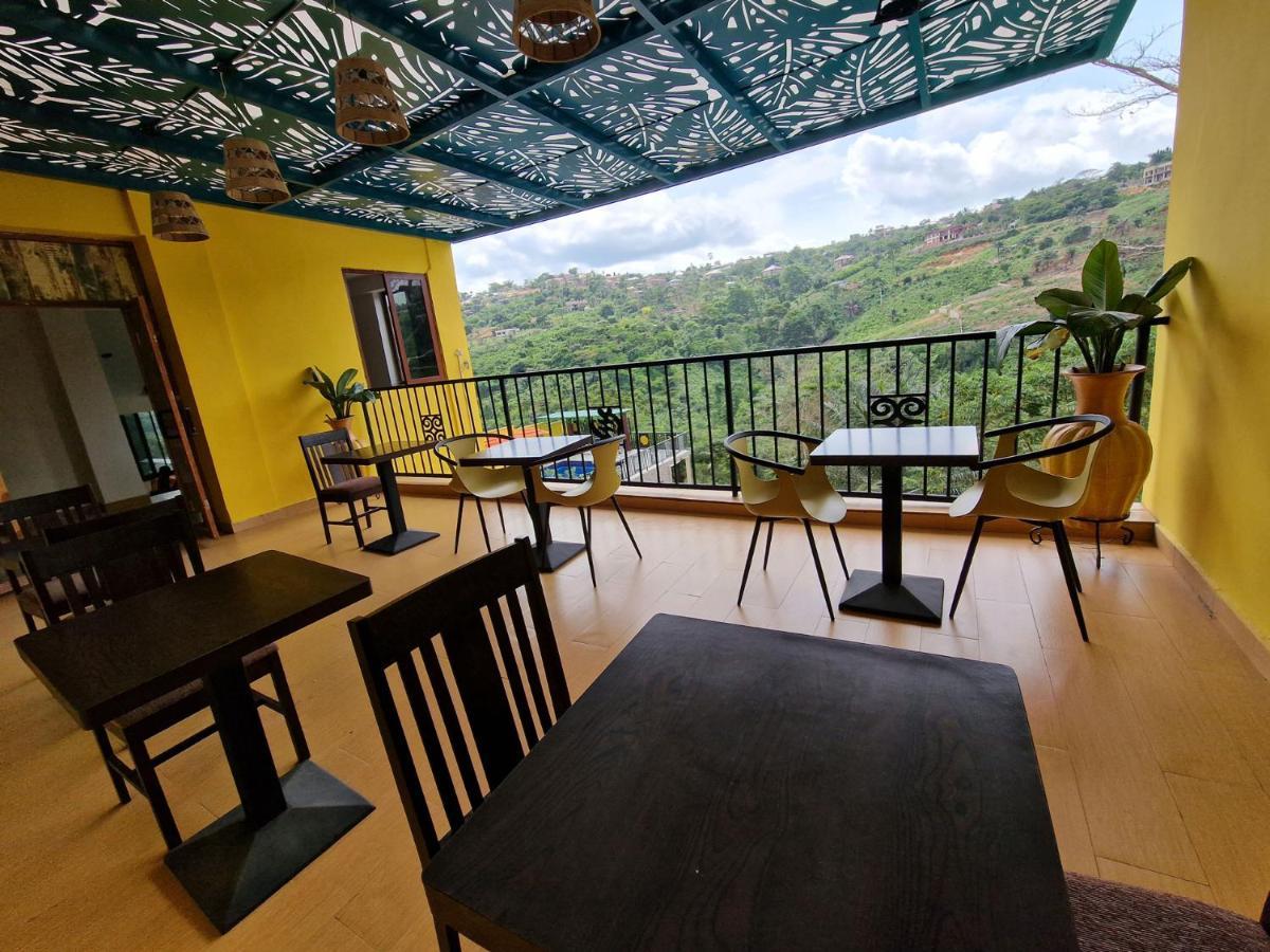 Aburi Cactus Creek Hotel المظهر الخارجي الصورة