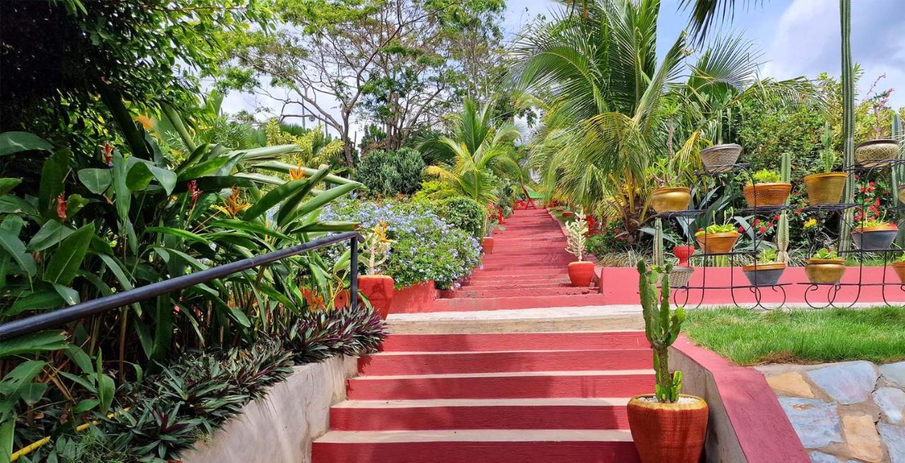 Aburi Cactus Creek Hotel المظهر الخارجي الصورة
